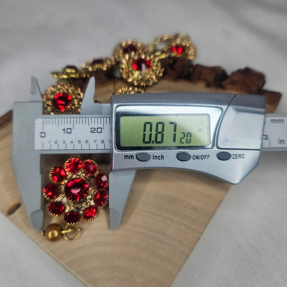 Vintage look India Red and Gold 8" Flower Rhinestone Rakhi Flower Bracelet - Picture 9 of 10
